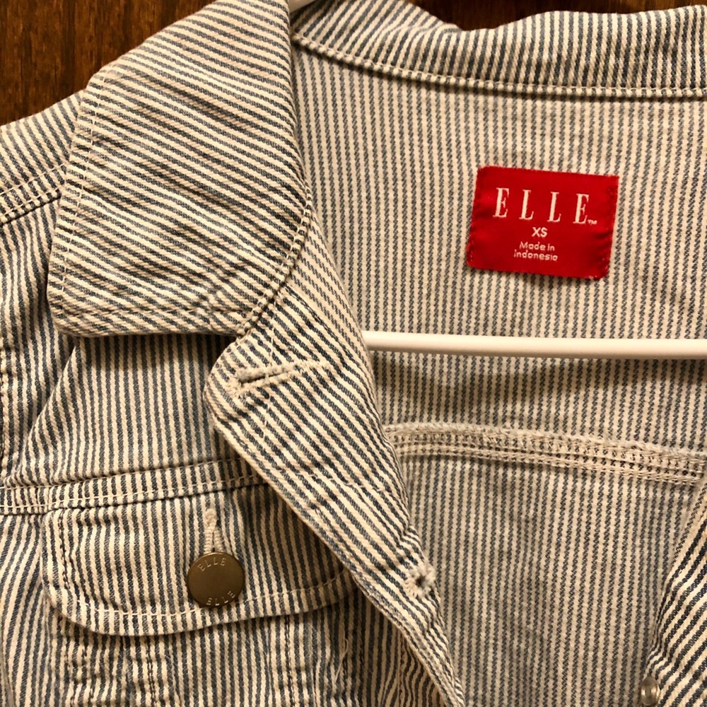 Denim jacket - Picture 3 of 4